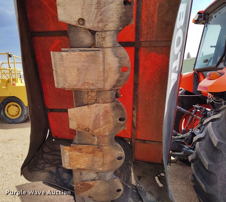 image for item EO9985 2017 Kubota DM2028 disc mower