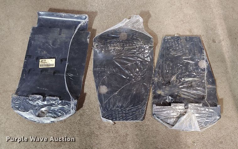 image for item EO9985 2017 Kubota DM2028 disc mower