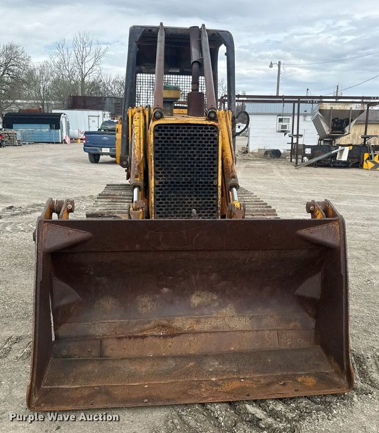 image for item EQ1251 1977 John Deere 555A track loader