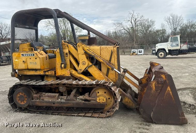 image for item EQ1251 1977 John Deere 555A track loader