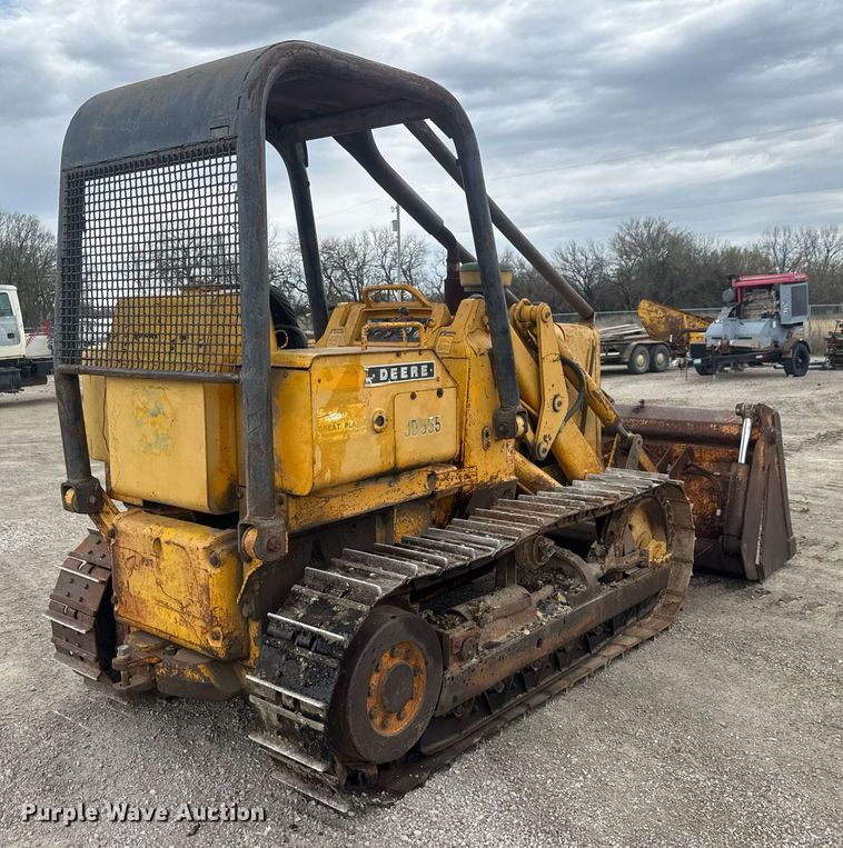 image for item EQ1251 1977 John Deere 555A track loader