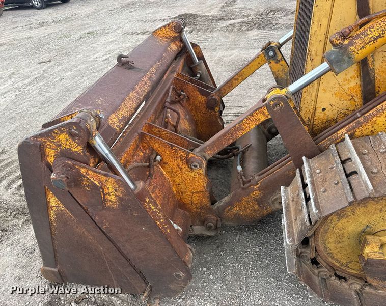 image for item EQ1251 1977 John Deere 555A track loader