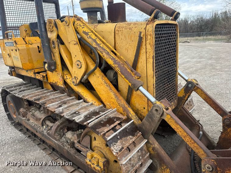 image for item EQ1251 1977 John Deere 555A track loader