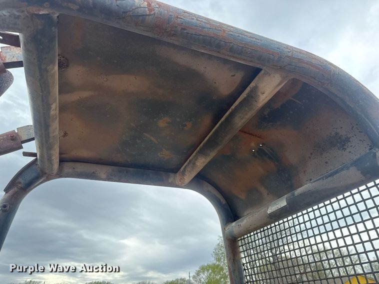 image for item EQ1251 1977 John Deere 555A track loader