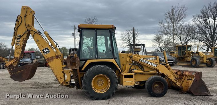 image for item EQ1252 1996 John Deere 310D backhoe