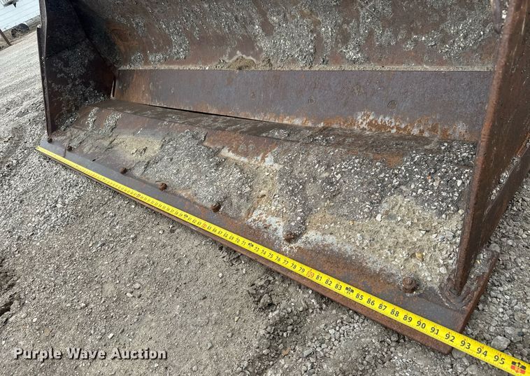 image for item EQ1252 1996 John Deere 310D backhoe