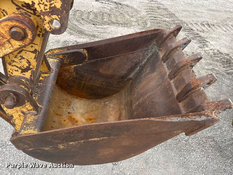 image for item EQ1252 1996 John Deere 310D backhoe