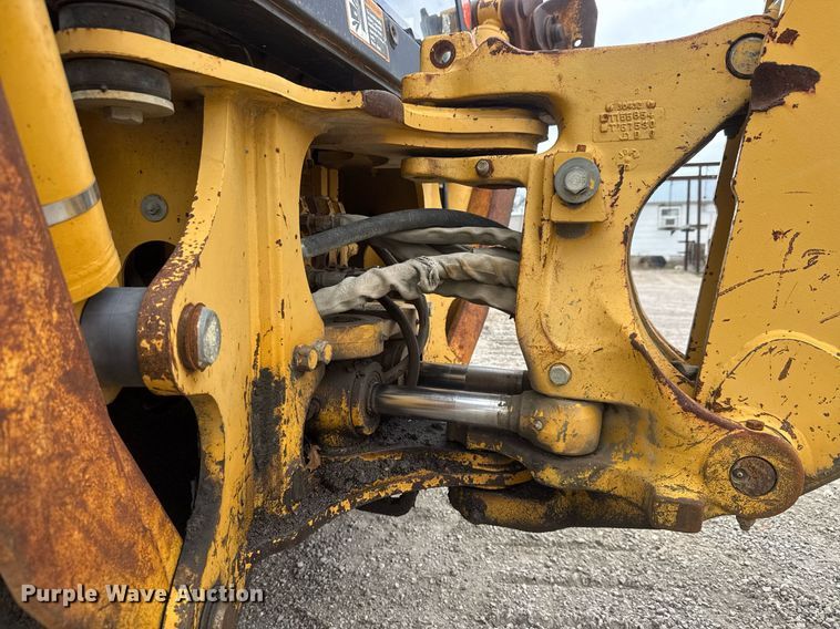 image for item EQ1252 1996 John Deere 310D backhoe