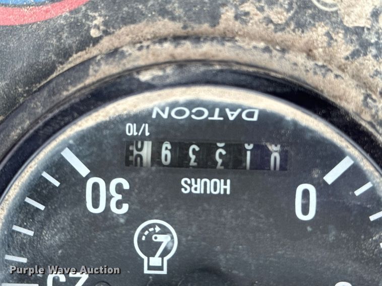 image for item EQ1252 1996 John Deere 310D backhoe