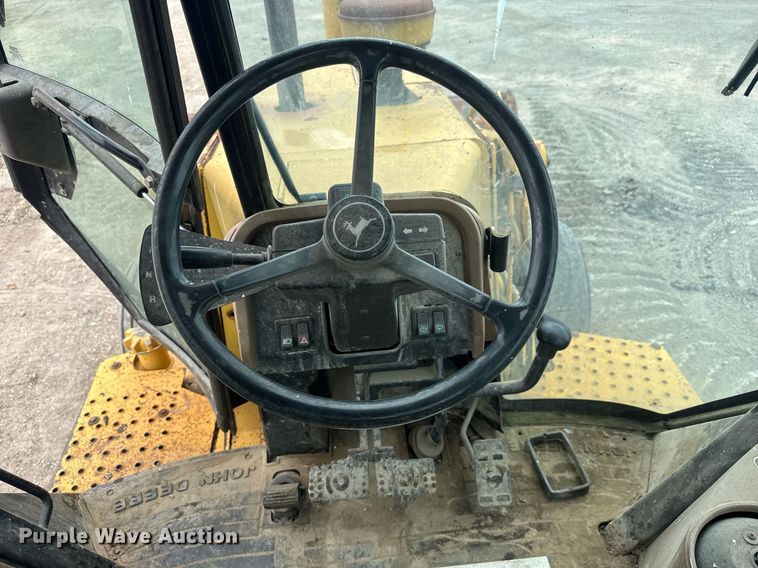 image for item EQ1252 1996 John Deere 310D backhoe