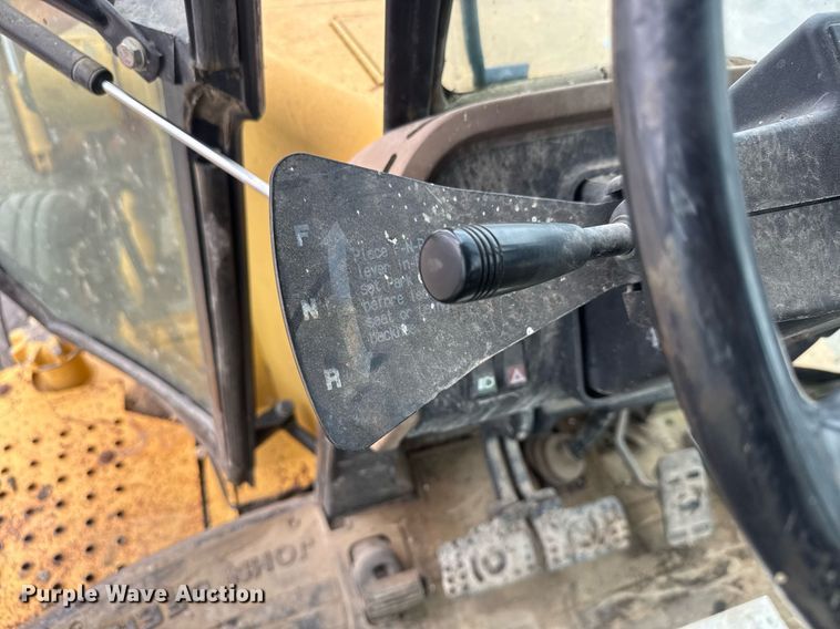 image for item EQ1252 1996 John Deere 310D backhoe
