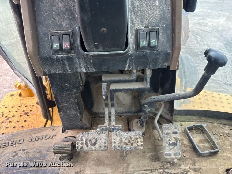 image for item EQ1252 1996 John Deere 310D backhoe