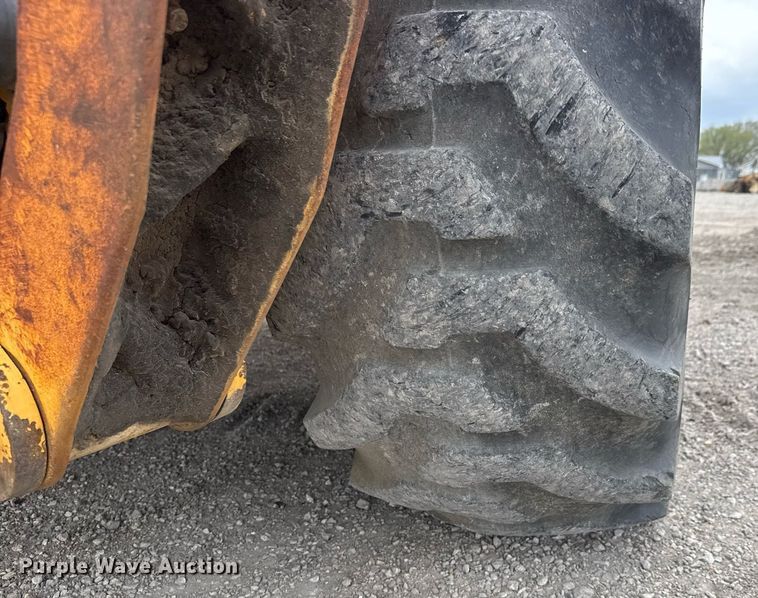 image for item EQ1252 1996 John Deere 310D backhoe