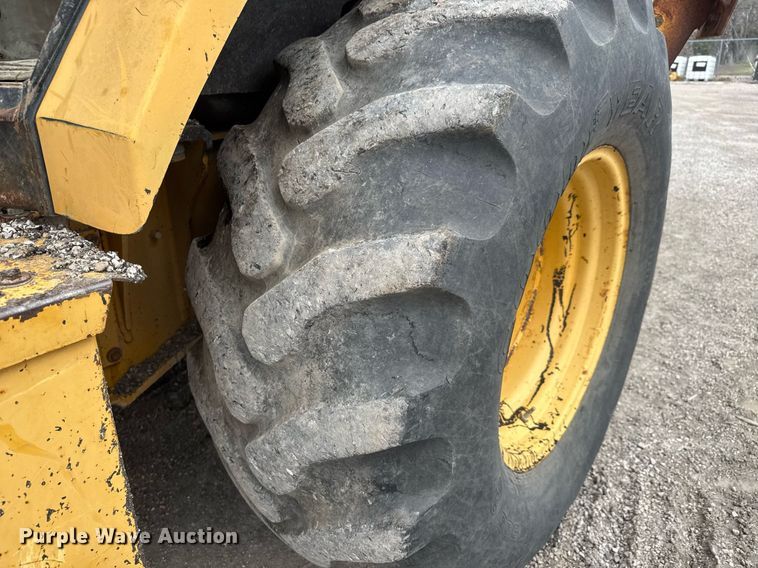 image for item EQ1252 1996 John Deere 310D backhoe