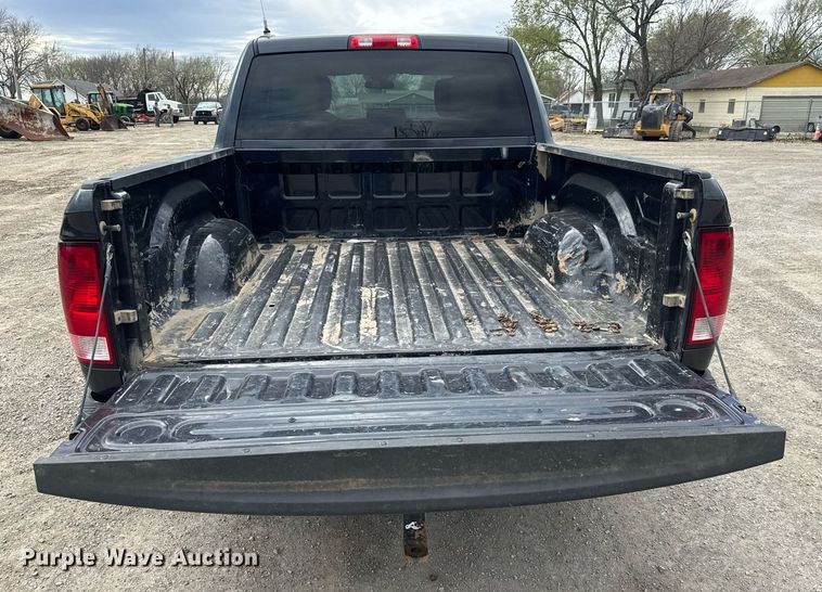 image for item EQ1253 2014 Dodge Ram 1500 Crew Cab pickup truck