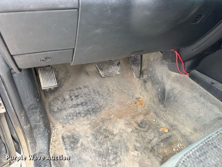 image for item EQ1253 2014 Dodge Ram 1500 Crew Cab pickup truck