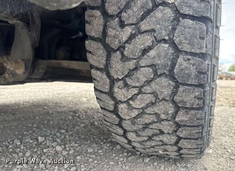 image for item EQ1253 2014 Dodge Ram 1500 Crew Cab pickup truck