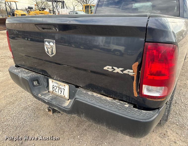 image for item EQ1254 2014 Dodge Ram 1500 Crew Cab pickup truck