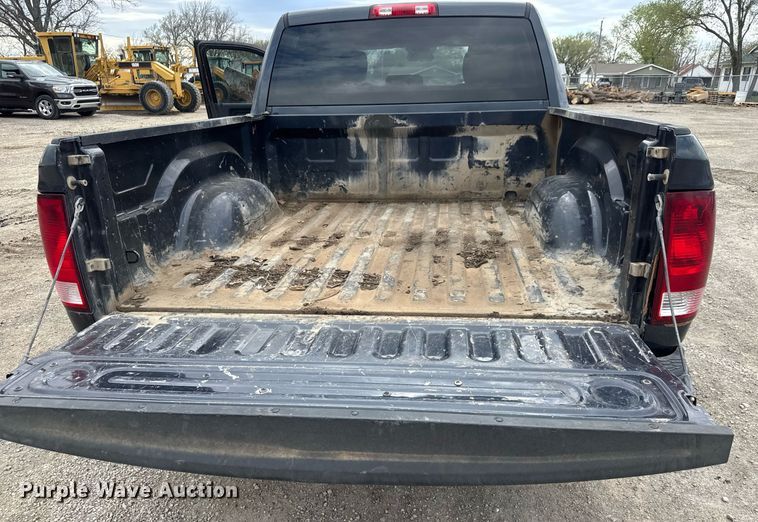 image for item EQ1254 2014 Dodge Ram 1500 Crew Cab pickup truck