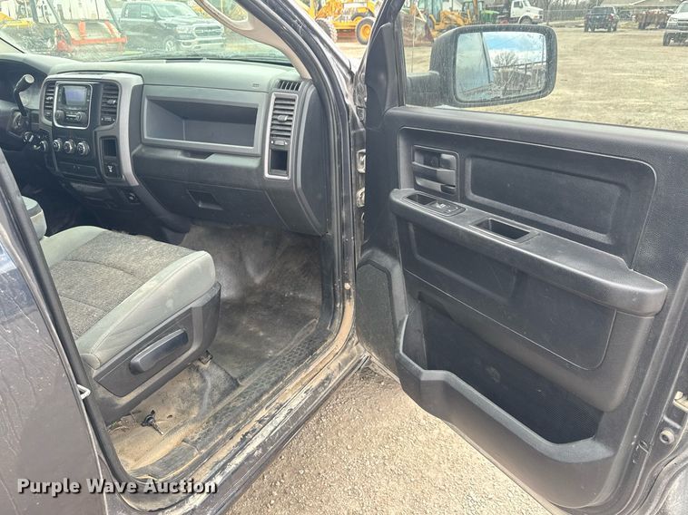 image for item EQ1254 2014 Dodge Ram 1500 Crew Cab pickup truck