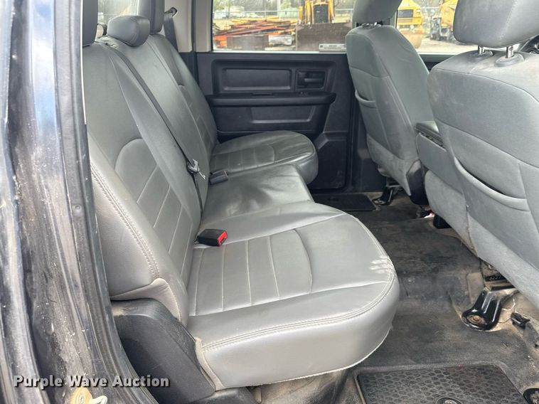 image for item EQ1254 2014 Dodge Ram 1500 Crew Cab pickup truck