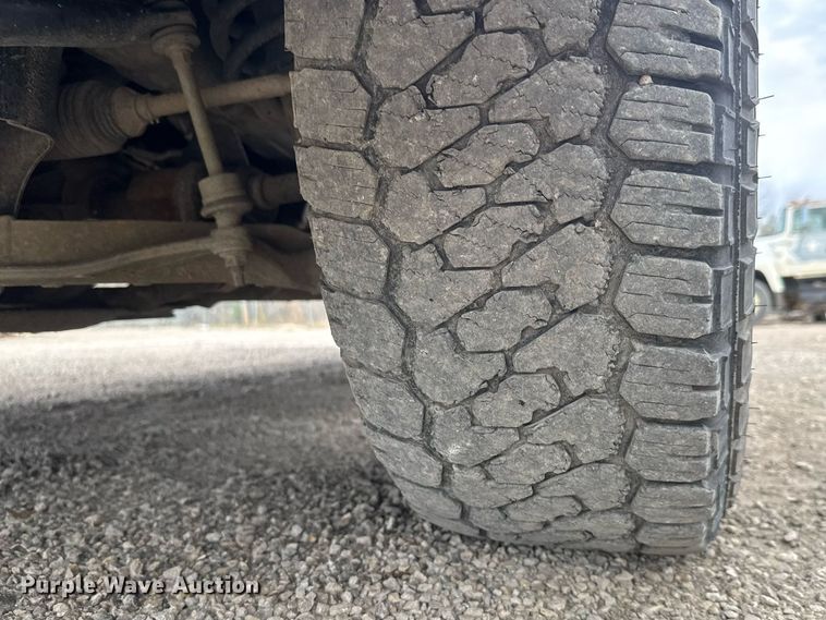 image for item EQ1254 2014 Dodge Ram 1500 Crew Cab pickup truck