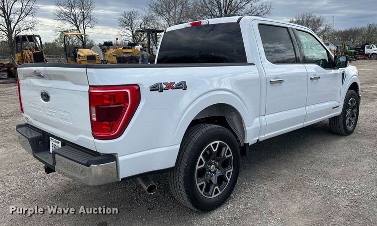 image for item EQ1255 2022 Ford F150 SuperCrew pickup truck