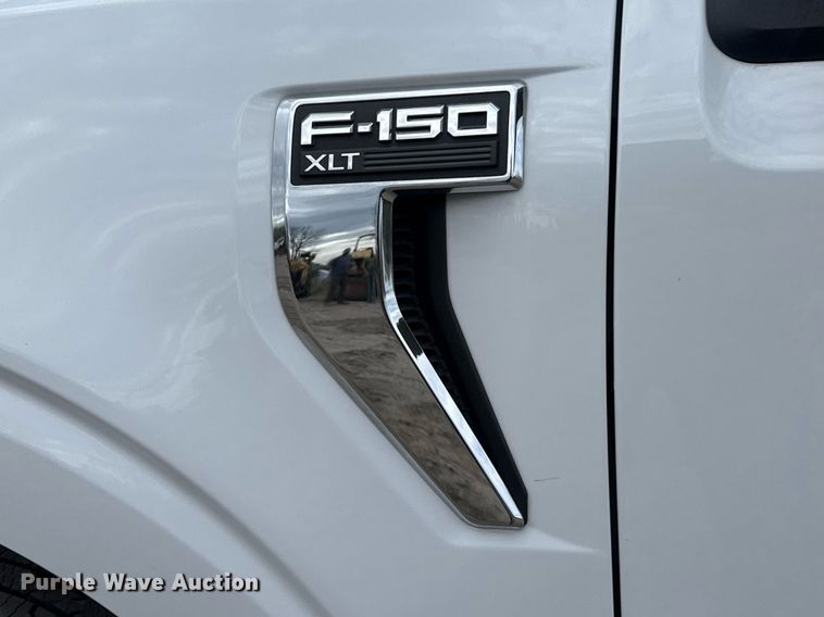 image for item EQ1255 2022 Ford F150 SuperCrew pickup truck