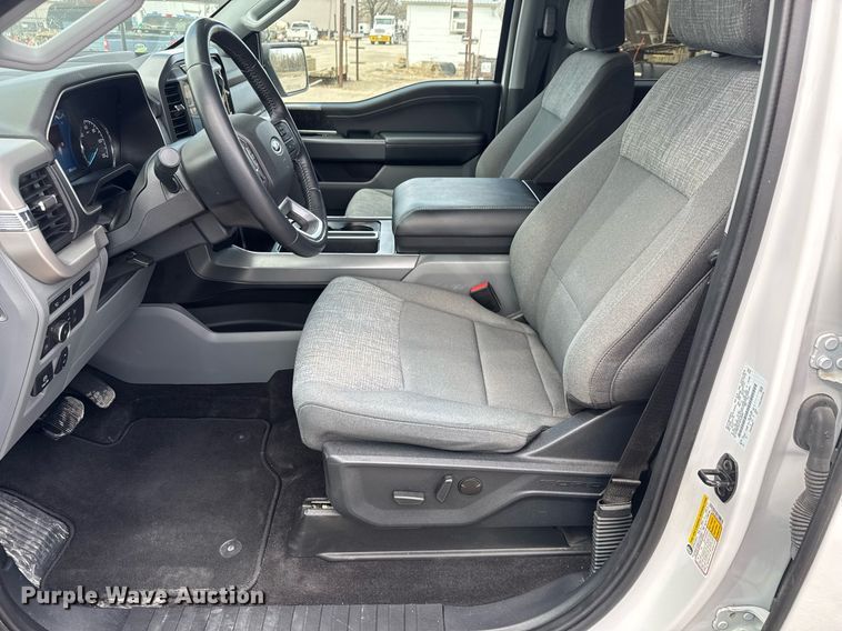 image for item EQ1255 2022 Ford F150 SuperCrew pickup truck