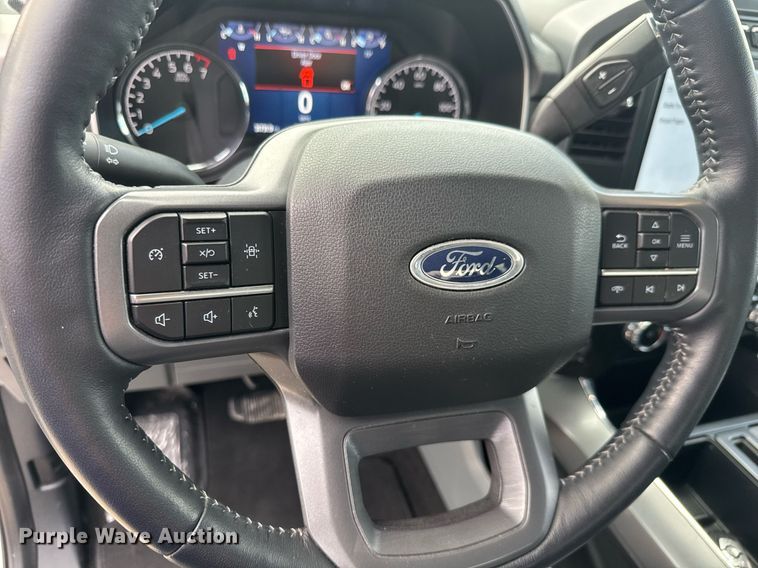 image for item EQ1255 2022 Ford F150 SuperCrew pickup truck