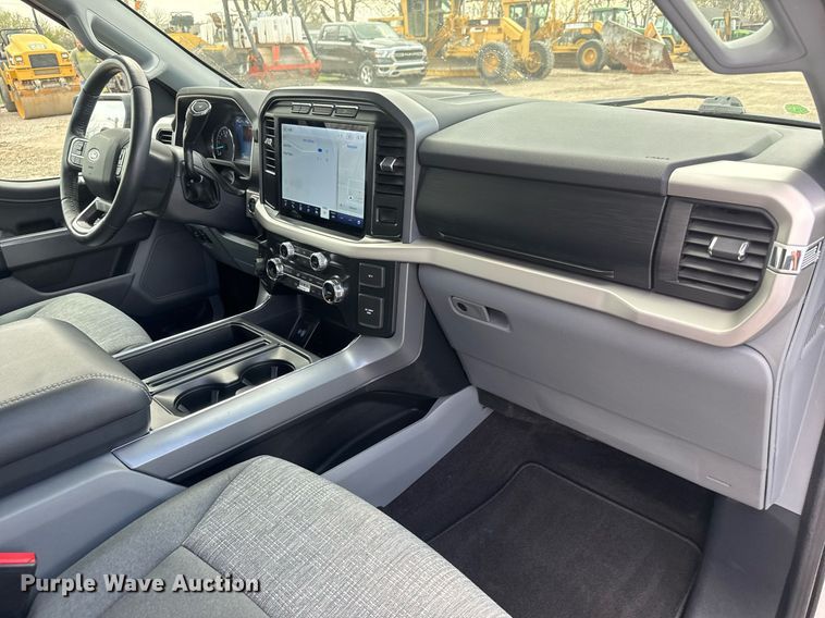 image for item EQ1255 2022 Ford F150 SuperCrew pickup truck