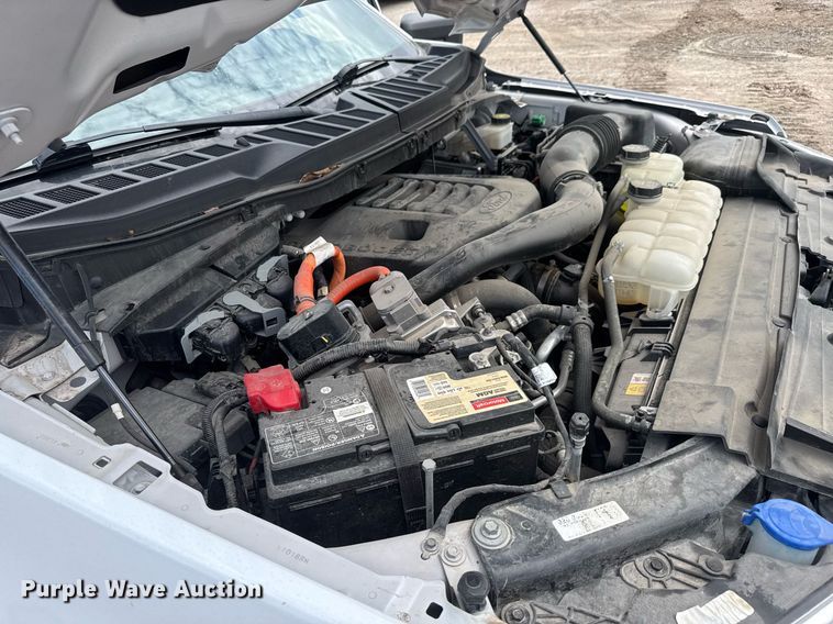 image for item EQ1255 2022 Ford F150 SuperCrew pickup truck