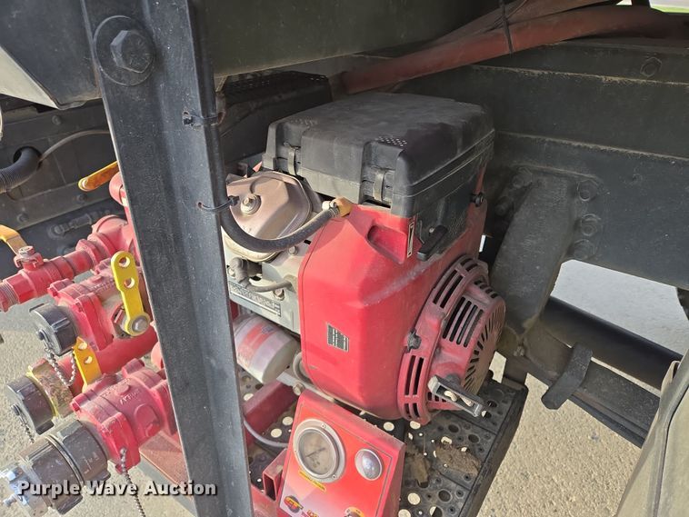 image for item EQ6894 1996 Stevenson  M-1078 brush fire truck