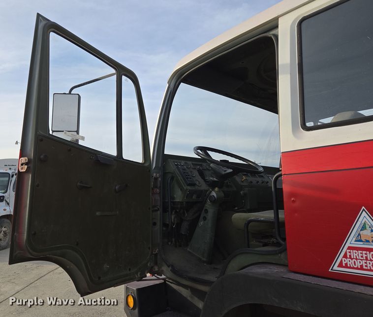 image for item EQ6894 1996 Stevenson  M-1078 brush fire truck