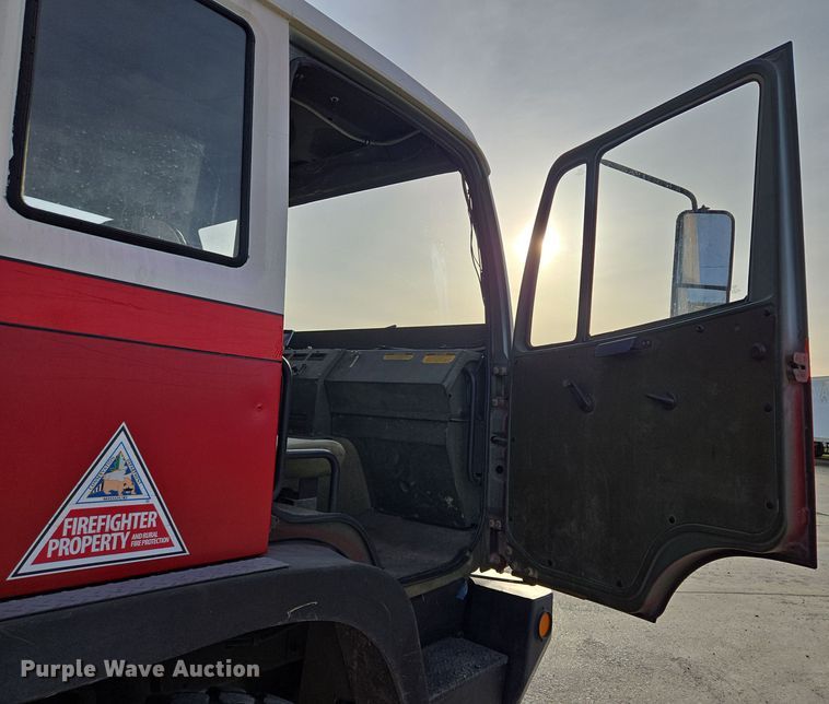 image for item EQ6894 1996 Stevenson  M-1078 brush fire truck