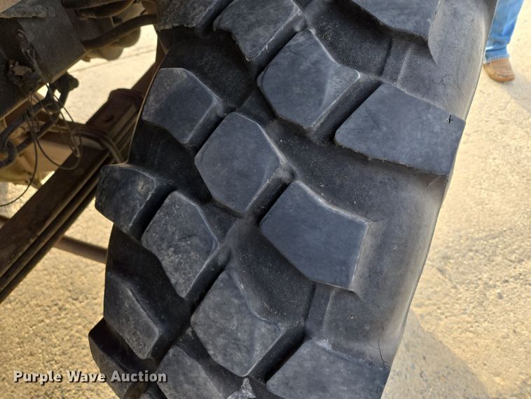 image for item EQ6894 1996 Stevenson  M-1078 brush fire truck