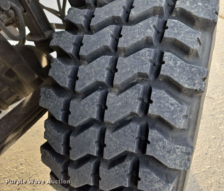 image for item EQ6894 1996 Stevenson  M-1078 brush fire truck