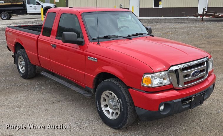 image for item EQ6898 2011 Ford  Ranger  SuperCab pickup truck