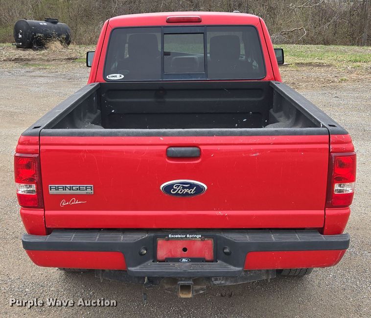 image for item EQ6898 2011 Ford  Ranger  SuperCab pickup truck
