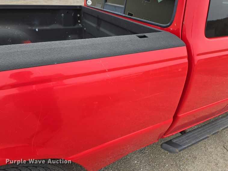 image for item EQ6898 2011 Ford  Ranger  SuperCab pickup truck