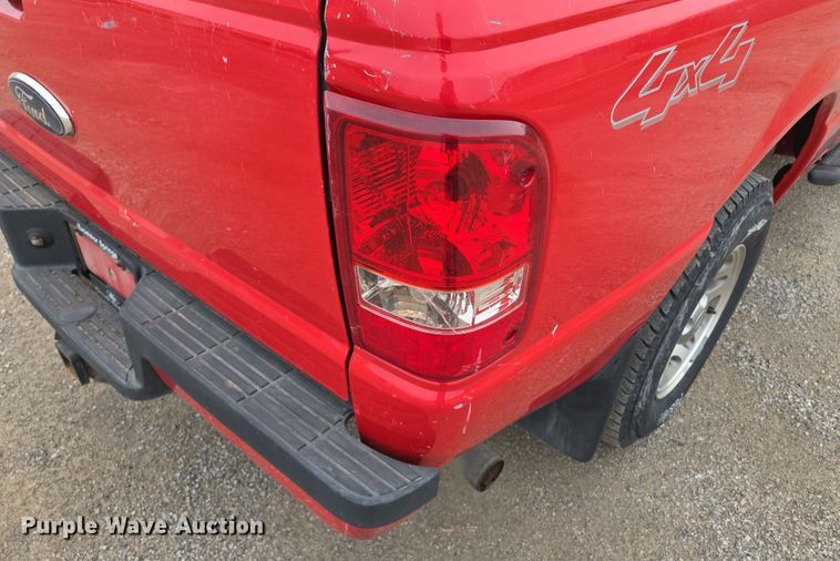 image for item EQ6898 2011 Ford  Ranger  SuperCab pickup truck