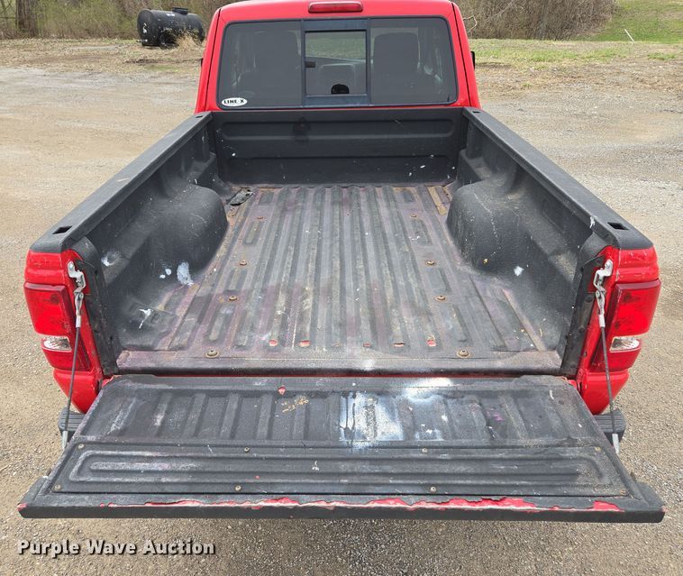 image for item EQ6898 2011 Ford  Ranger  SuperCab pickup truck