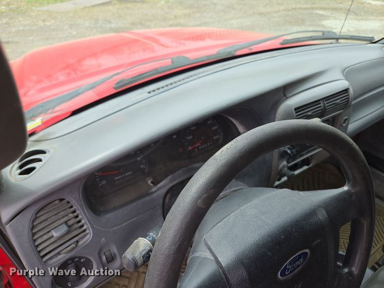 image for item EQ6898 2011 Ford  Ranger  SuperCab pickup truck