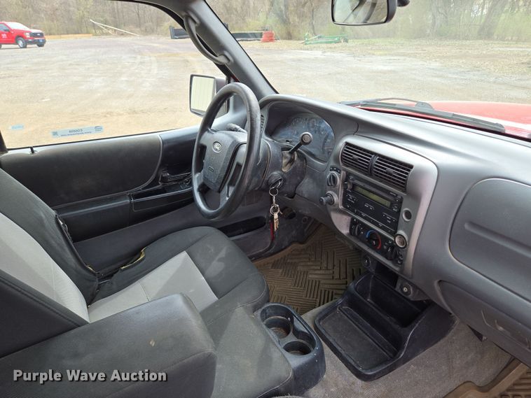 image for item EQ6898 2011 Ford  Ranger  SuperCab pickup truck