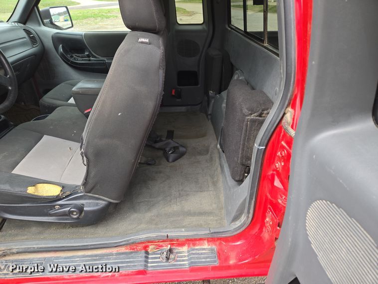 image for item EQ6898 2011 Ford  Ranger  SuperCab pickup truck