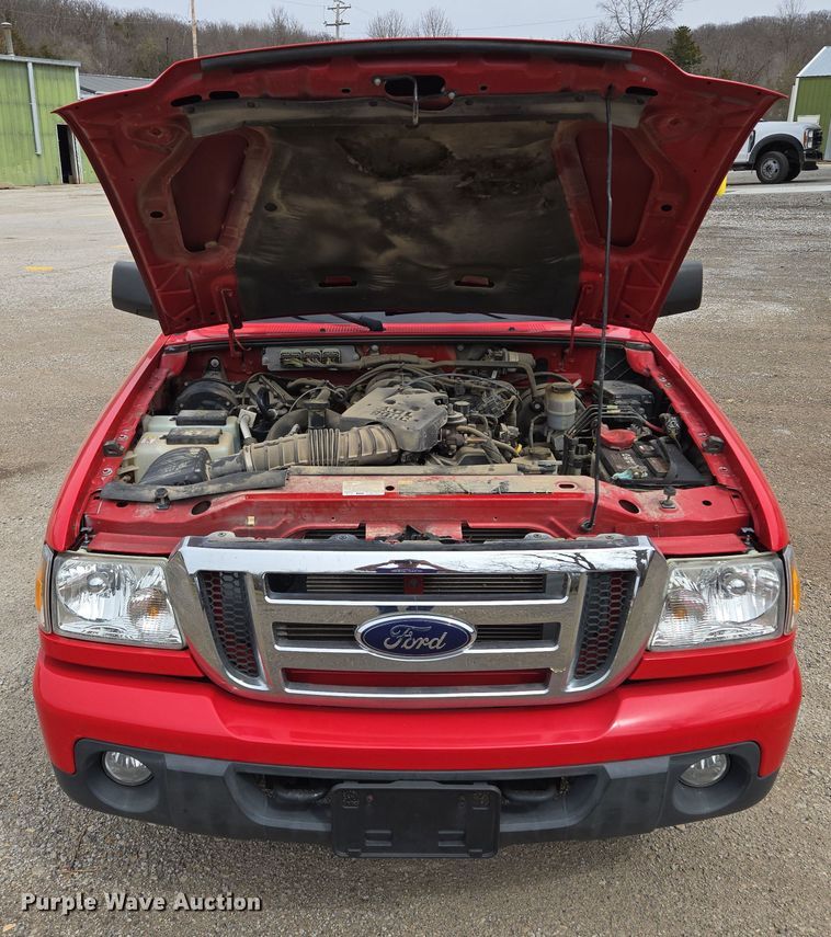 image for item EQ6898 2011 Ford  Ranger  SuperCab pickup truck