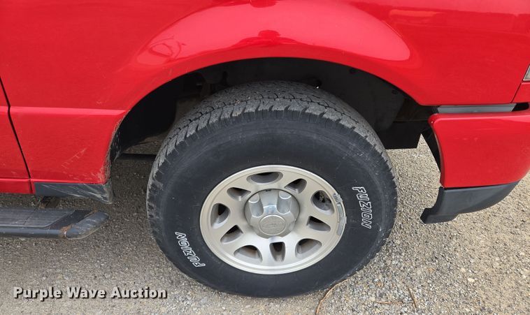 image for item EQ6898 2011 Ford  Ranger  SuperCab pickup truck