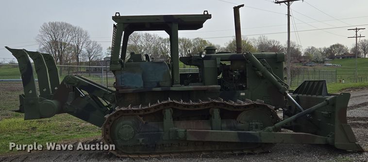 image for item EQ6956 1973 Caterpillar D7F dozer