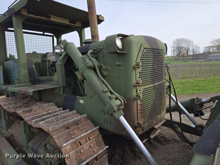 image for item EQ6956 1973 Caterpillar D7F dozer