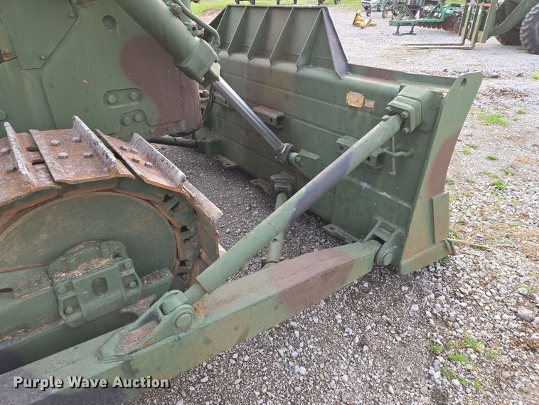 image for item EQ6956 1973 Caterpillar D7F dozer